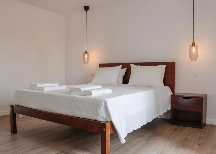 Casa Na Aldeia 1º Andar Apartamento *